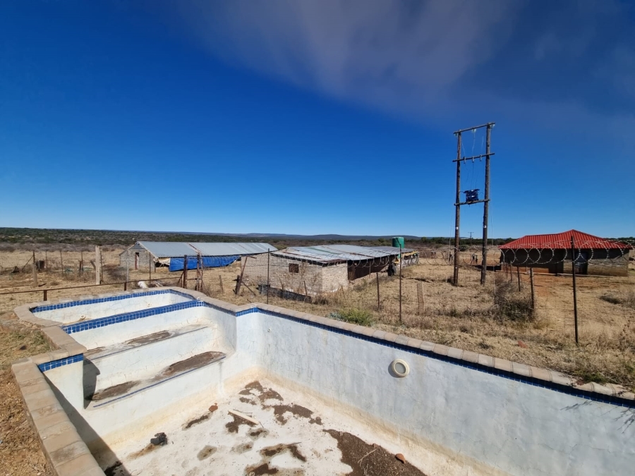 Commercial Property for Sale in Schylock A H North West